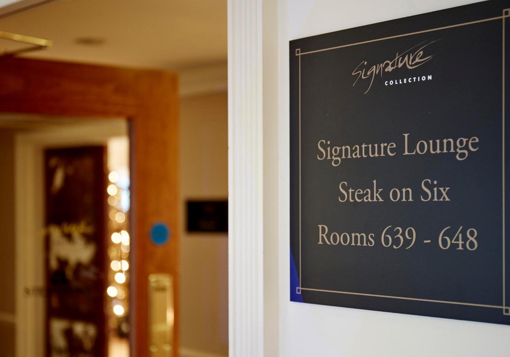 凯尔特庄园度假村酒店 纽波特 外观 照片 Signature Lounge at London Heathrow Airport