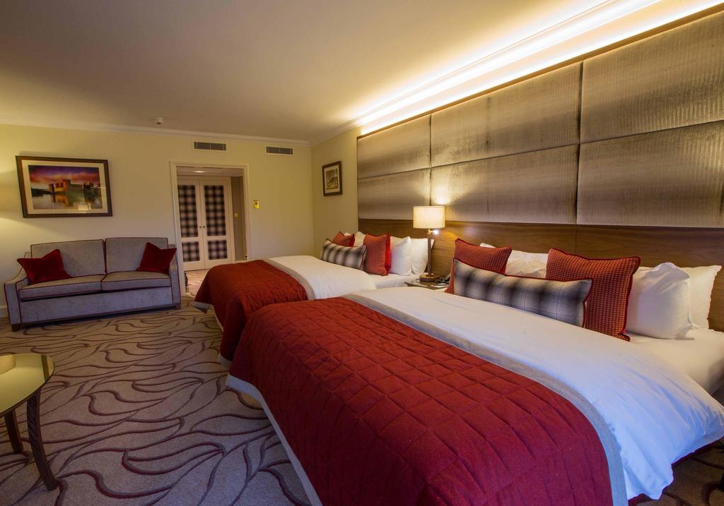 凯尔特庄园度假村酒店 纽波特 外观 照片 A bedroom at the hotel